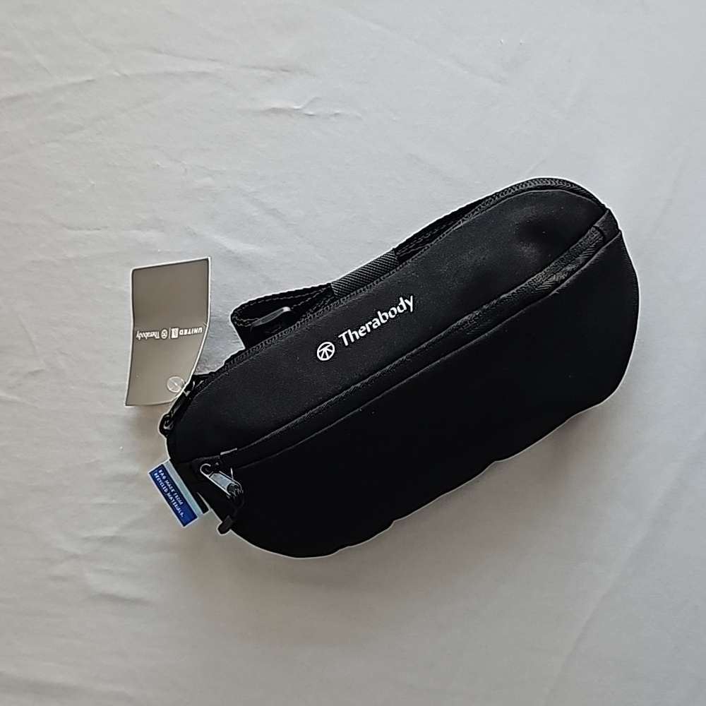 BRAND NEW travel kit from United airline